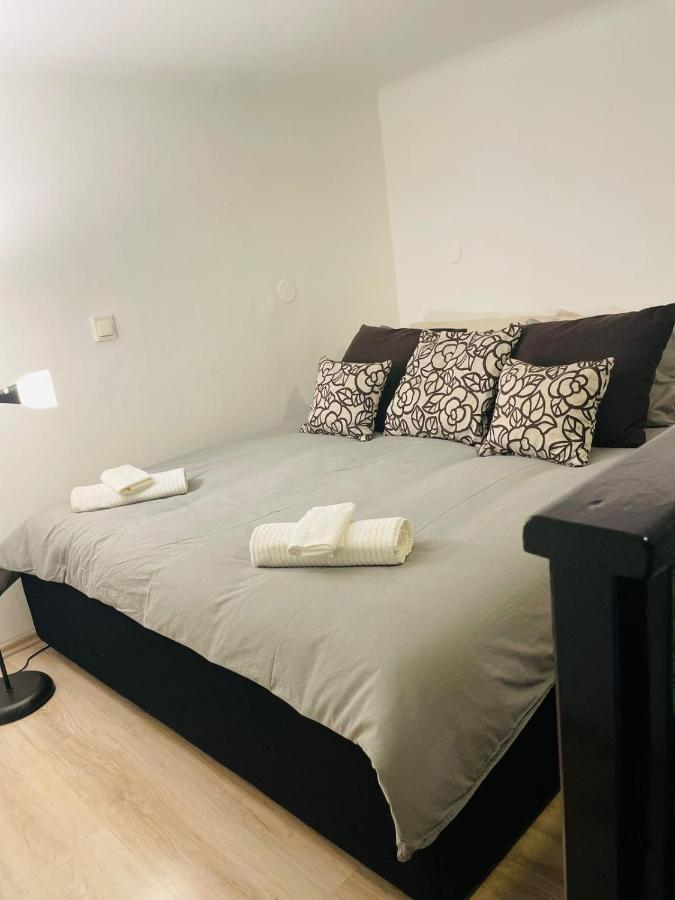 Hegedu 5 , Stylish Apartamento