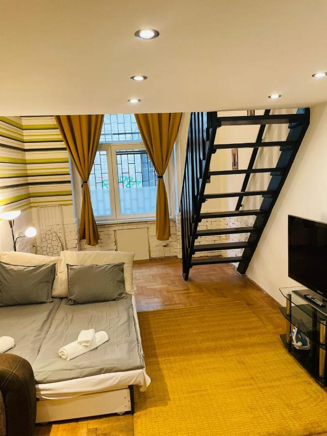 Hegedu 5 , Stylish Apartamento